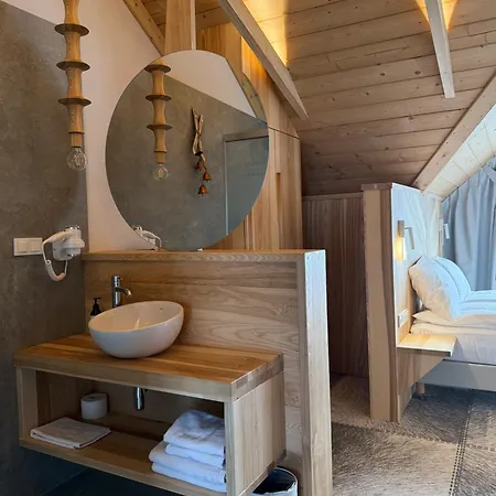 Πανσιόν Nova Hill Ζακοπάνε