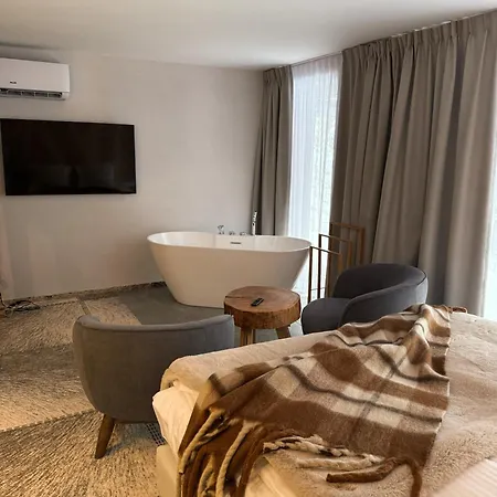 Nova Hill Guest house