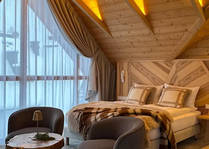 Nova Hill Pensjonat 3*